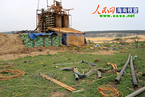據了解，目前在文昌昌灑鎮挖采鈦礦的還有其它礦區，有部分或已大面積污染農田，人民網海南視窗將持續報道，敬請網友關注。