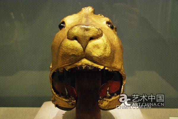 《獅形頭盔》 意大利