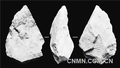 人類起源的開端極難判定，通常概括地說人類歷史有200多萬年，其中有歷史記載的部分最多只有五六千年，就時間而論，人類歷史幾乎全部是史前史，史前史一般可分為舊石器時代和新石器時代，新石器時代也只有1萬年左右，其余99%處于舊石器時代。