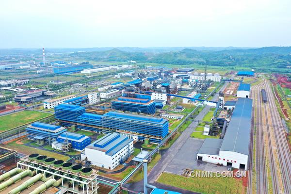 株冶有色以株冶集團轉移至衡陽常寧的30萬噸鋅項目為平臺組建，一年建成投產，一年達產達效，成為有色冶煉企業轉型升級、綠色發展的一道靚麗的風景線。