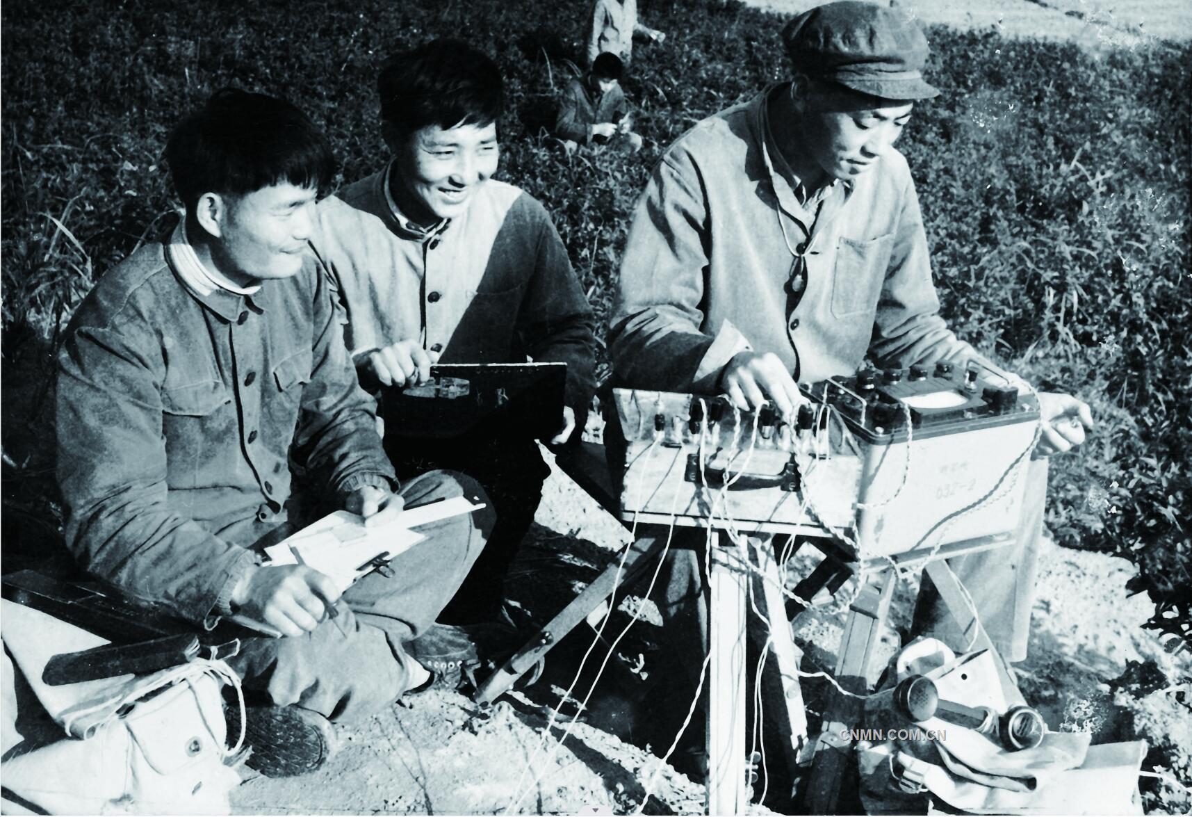 11 山坳里的希望(1983年攝)