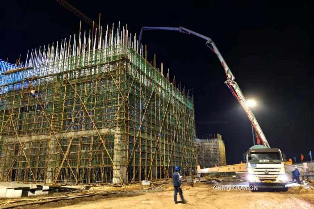 黨旗領航攻堅路 “鐵軍”建功日照港——中鋁國際長沙院西芒杜項目建設紀實