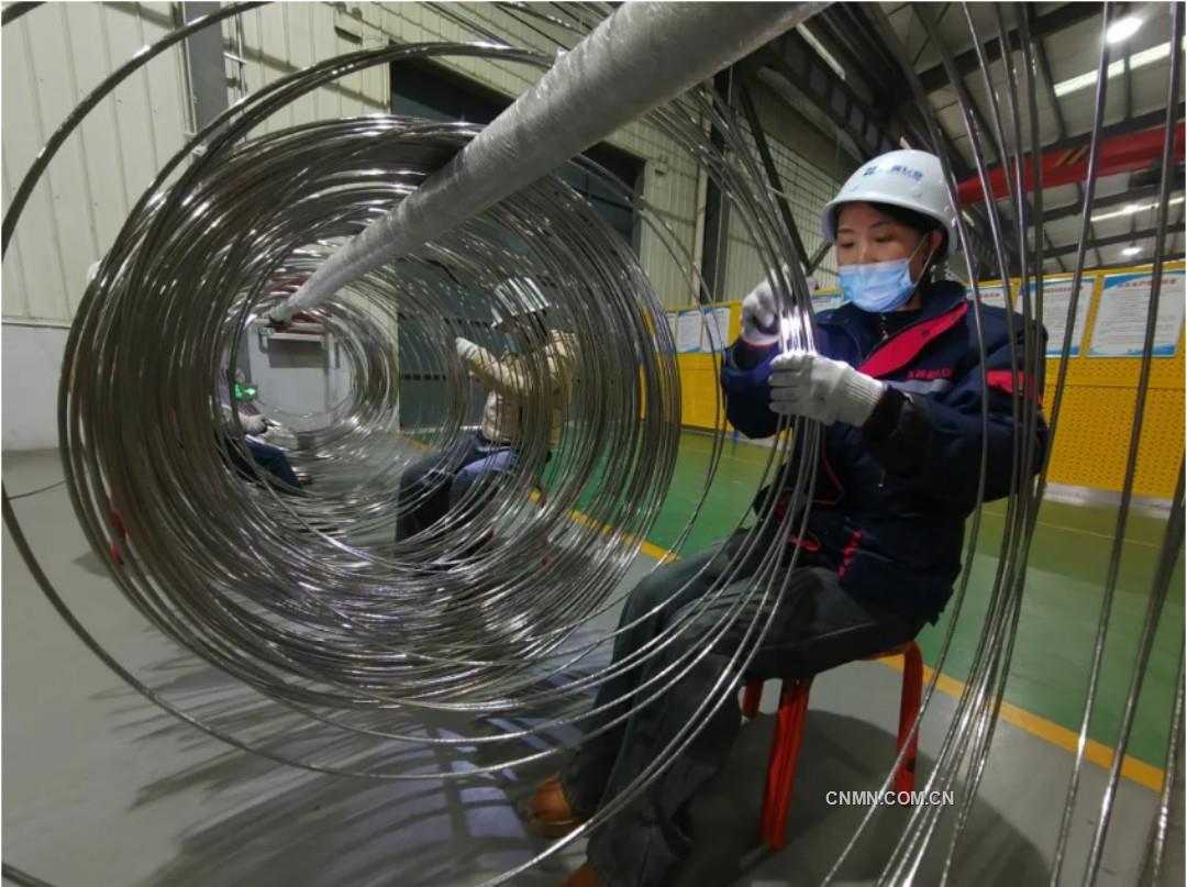 一根“蘋果絲” 百轉(zhuǎn)見匠心——洛陽核新鈦業(yè)的智造突圍
